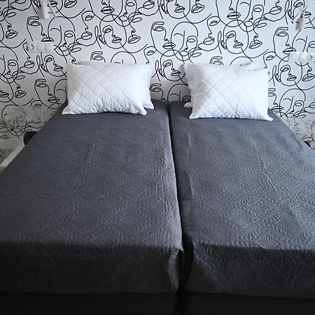 Haris 303 Apartment By Vpn Accomodation Athens Ngoại thất bức ảnh